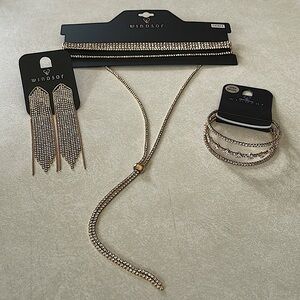 Windsor Jewelry Set